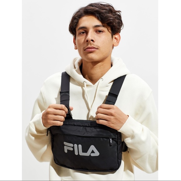 FILA x Urban Outfitters Utility Chest Rig - Picture 3 of 3